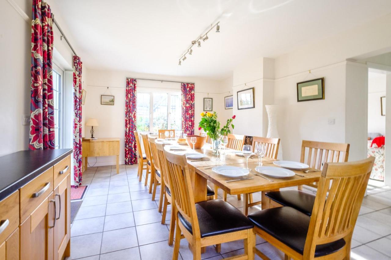 Lake Cottage - A Large Holiday Home In Thorpeness - Close To The Beach And The Meare - Aldeburgh Coastal Cottages 외부 사진