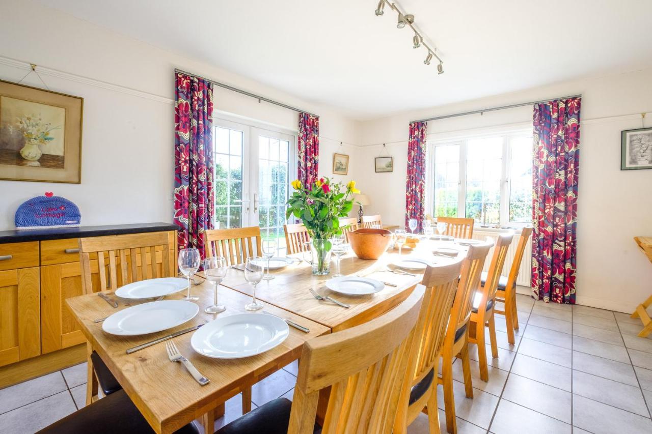 Lake Cottage - A Large Holiday Home In Thorpeness - Close To The Beach And The Meare - Aldeburgh Coastal Cottages 외부 사진