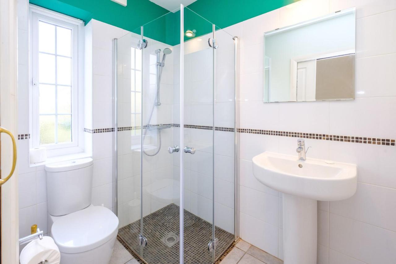 Lake Cottage - A Large Holiday Home In Thorpeness - Close To The Beach And The Meare - Aldeburgh Coastal Cottages 외부 사진