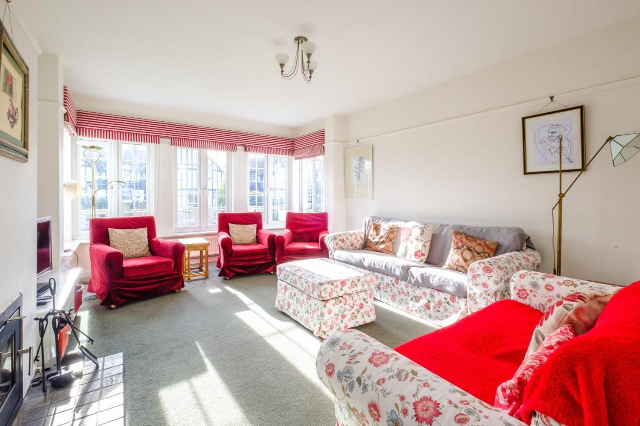 Lake Cottage - A Large Holiday Home In Thorpeness - Close To The Beach And The Meare - Aldeburgh Coastal Cottages 외부 사진